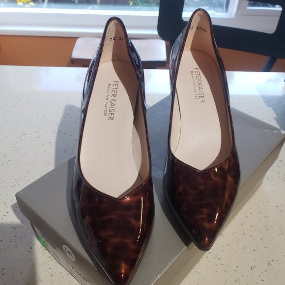 Peter Kaiser Naja Pumps...size 5.5 New with Box - Picture 2 of 11
